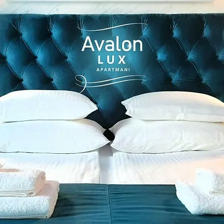 Avalon Lux Studio Apartment Novi Sad Exterior foto