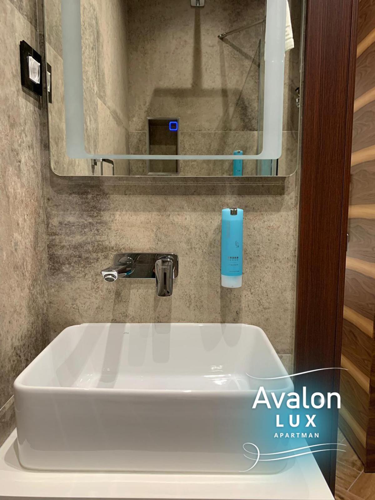 Avalon Lux Apartment *